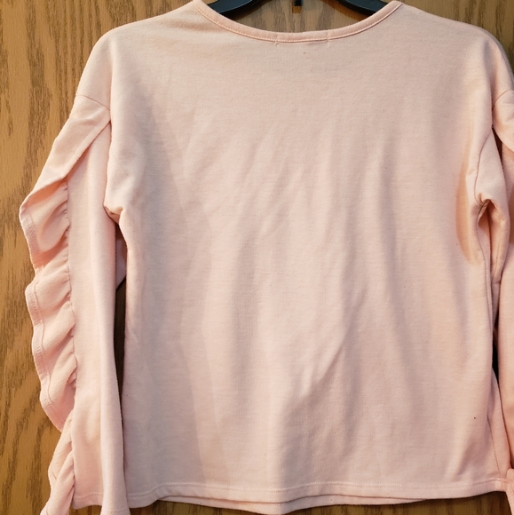 Cute light pink, long sleeve blouse with flawless on front. Excellent condition. - Picture 4 of 5